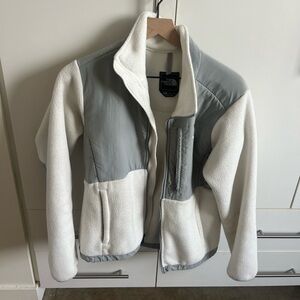 Northface Gray and White Women's Jacket